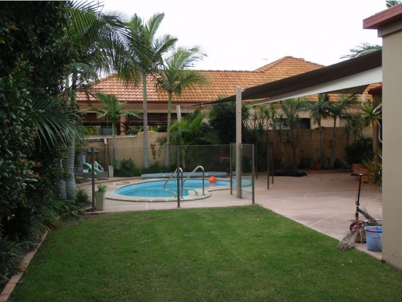 13 Jaeger Way, Benowa Waters QLD 4217