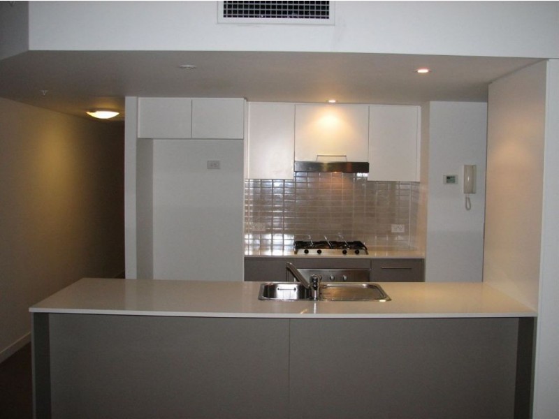 1154/56 Scarborough Street, Southport QLD 4215