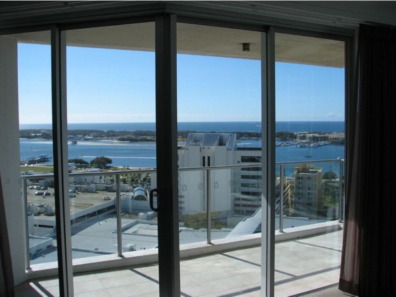 1154/56 Scarborough Street, Southport QLD 4215