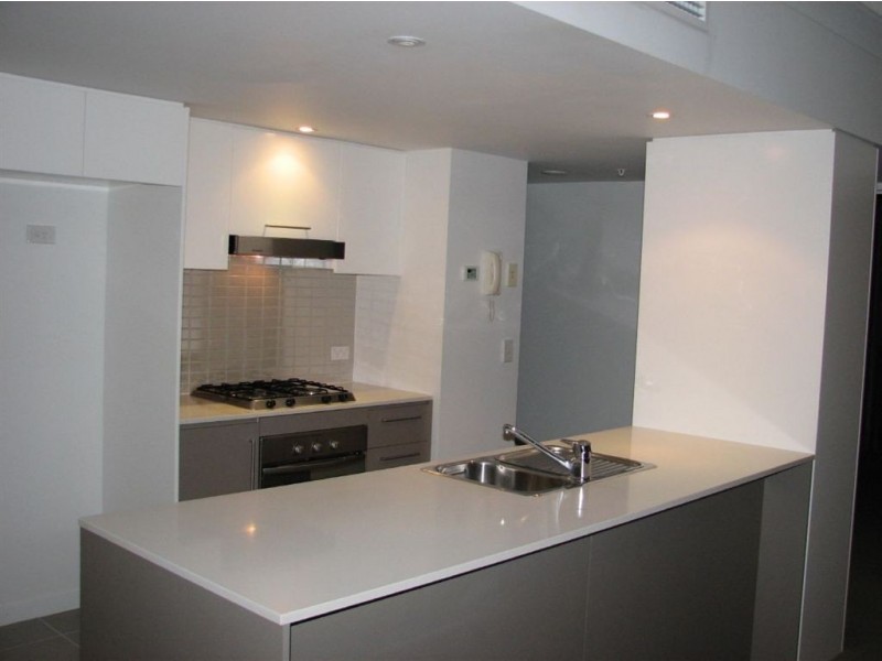 1154/56 Scarborough Street, Southport QLD 4215