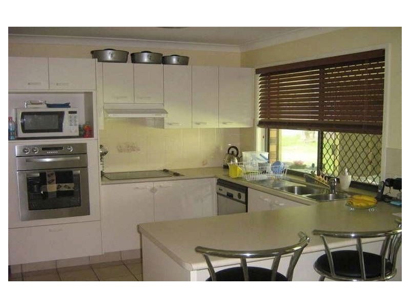 7 Wanneroo Court, Mermaid Waters QLD 4218