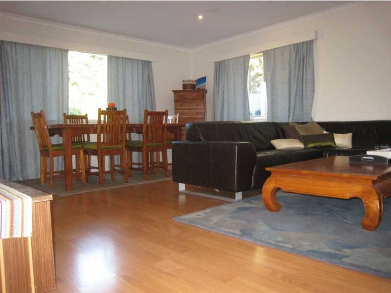 3 Allambi Avenue, Broadbeach Waters QLD 4218