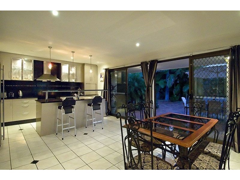 401 Benowa Road, Benowa Waters QLD 4217