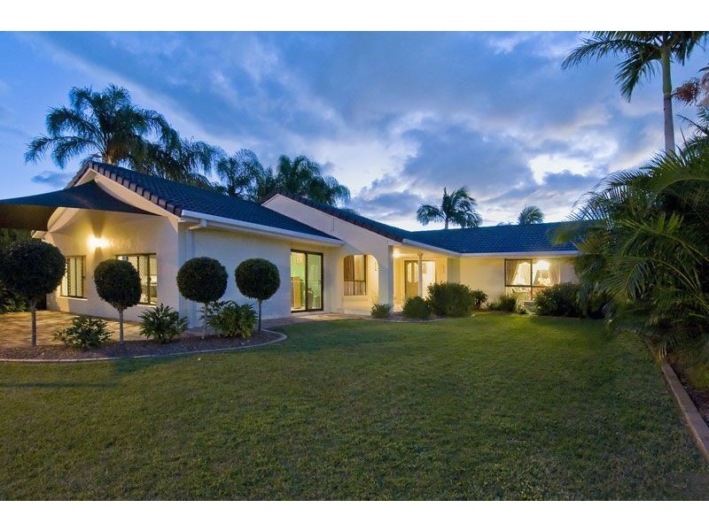 401 Benowa Road, Benowa Waters QLD 4217