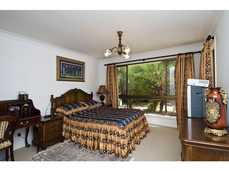 401 Benowa Road, Benowa Waters QLD 4217
