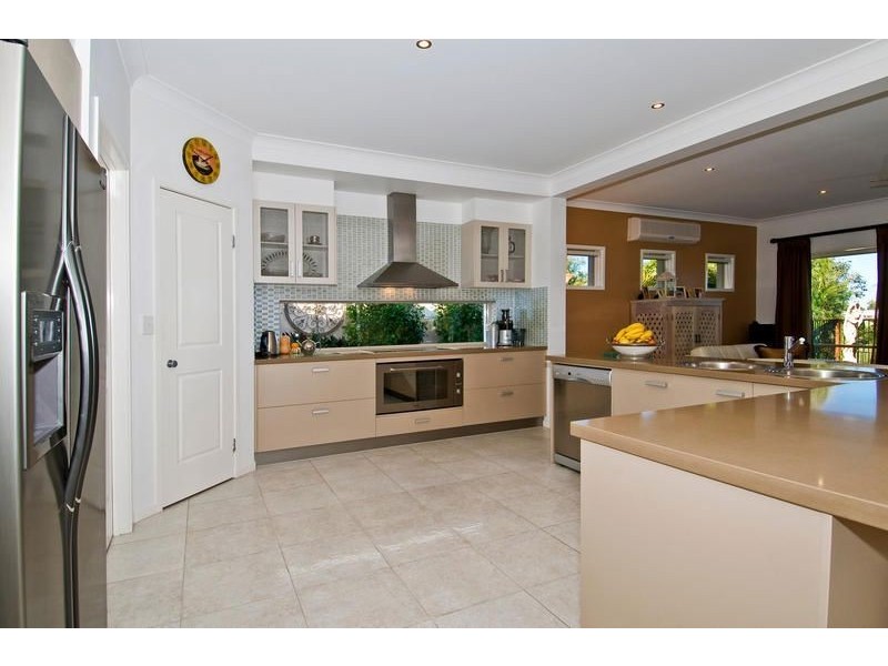 7010 Circa, Benowa QLD 4217