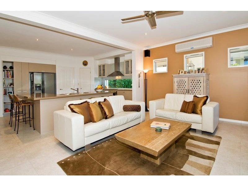 7010 Circa, Benowa QLD 4217