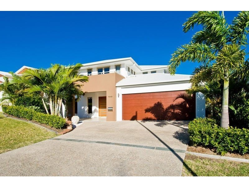 7010 Circa, Benowa QLD 4217