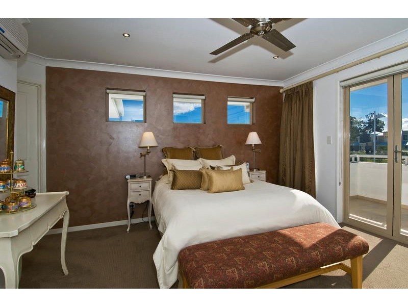 7010 Circa, Benowa QLD 4217