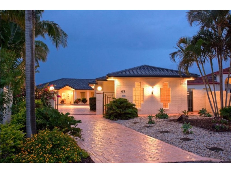 45 Portobello Drive, Mermaid Waters QLD 4218