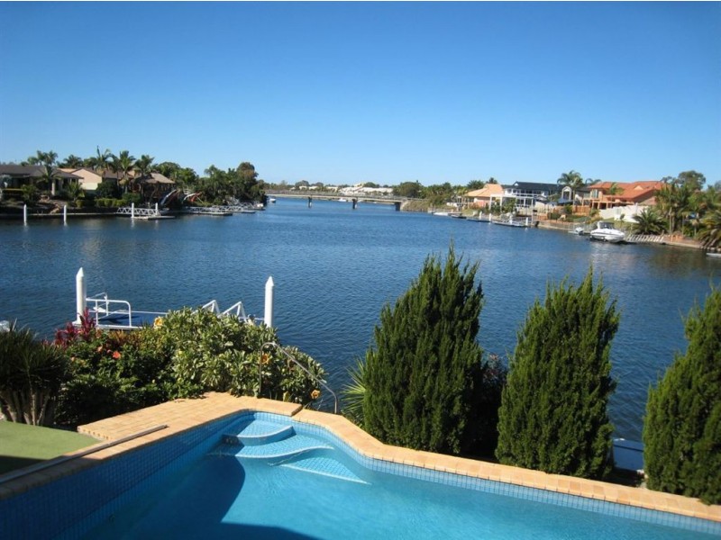 45 Portobello Drive, Mermaid Waters QLD 4218