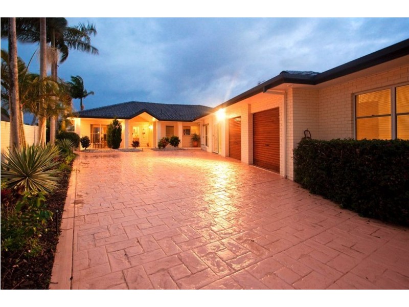 45 Portobello Drive, Mermaid Waters QLD 4218