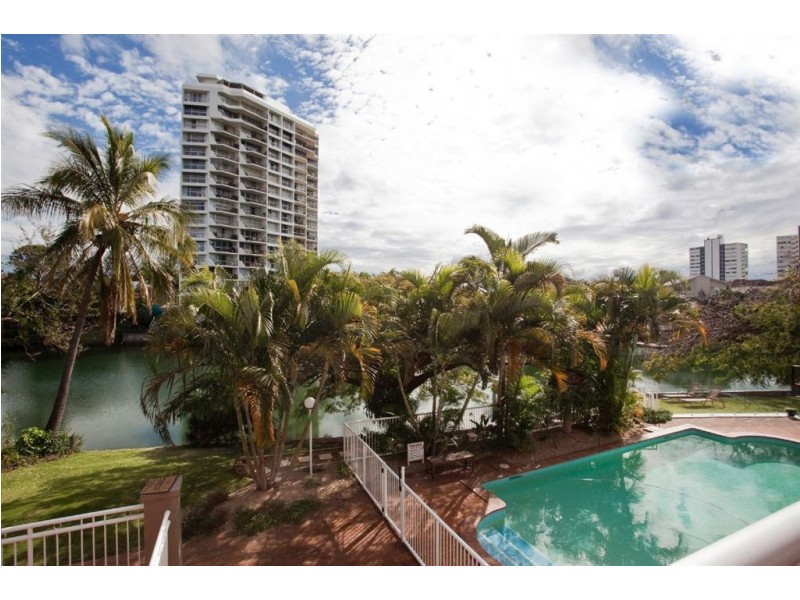 9/16 Paradise Island, Surfers Paradise QLD 4217