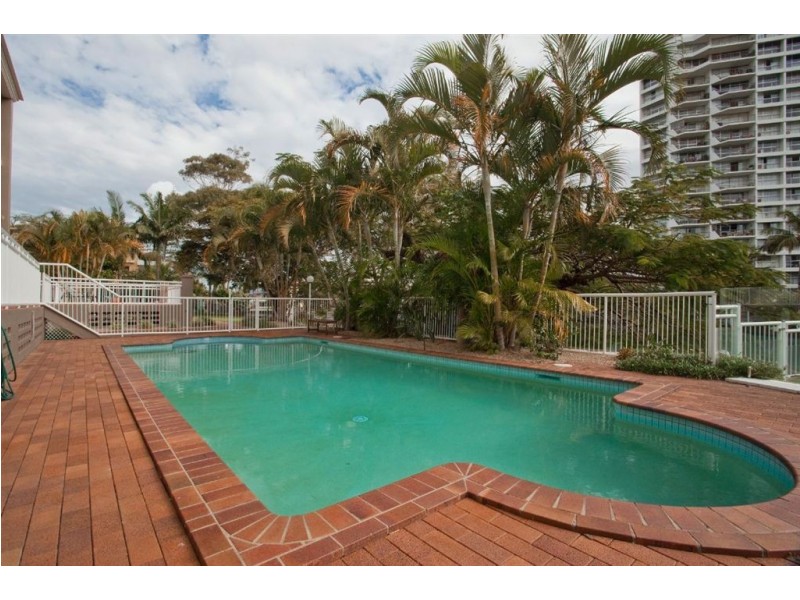9/16 Paradise Island, Surfers Paradise QLD 4217