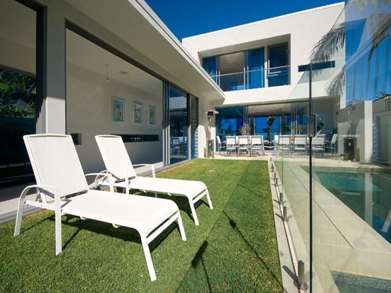 21 Freyburg Street, Sorrento QLD 4217