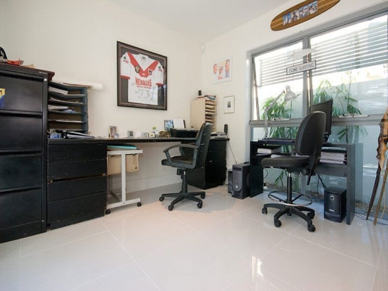 21 Freyburg Street, Sorrento QLD 4217