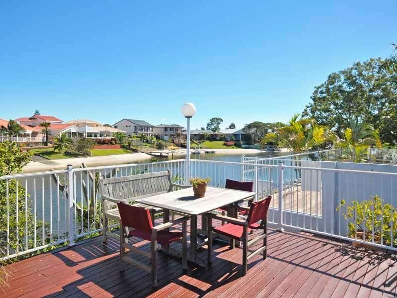 10 Mackay Close, Sorrento QLD 4217