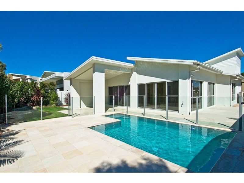 6006 The Boulevard, Royal Pines, Benowa QLD 4217