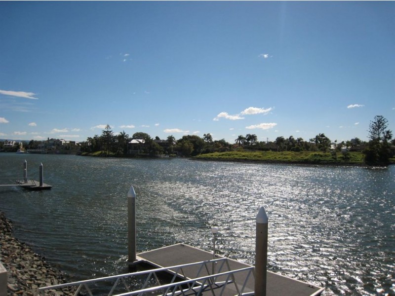 31 Furlong Street, Broadbeach Waters QLD 4218