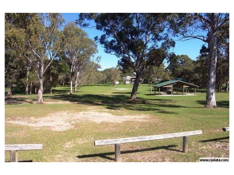 15 Sylvan Drive, Benowa QLD 4217