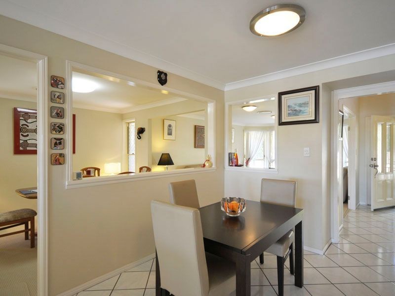 104 Cypress Drive, Broadbeach Waters QLD 4218