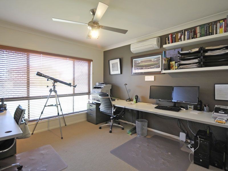 13 Rebholz Drive, Benowa QLD 4217