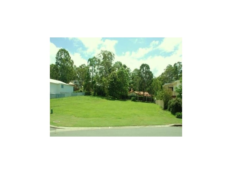 5017 Riverwood Grove, ‘Royal Pines Riverside’, Benowa QLD 4217