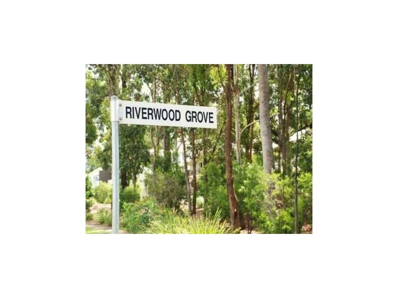5017 Riverwood Grove, ‘Royal Pines Riverside’, Benowa QLD 4217