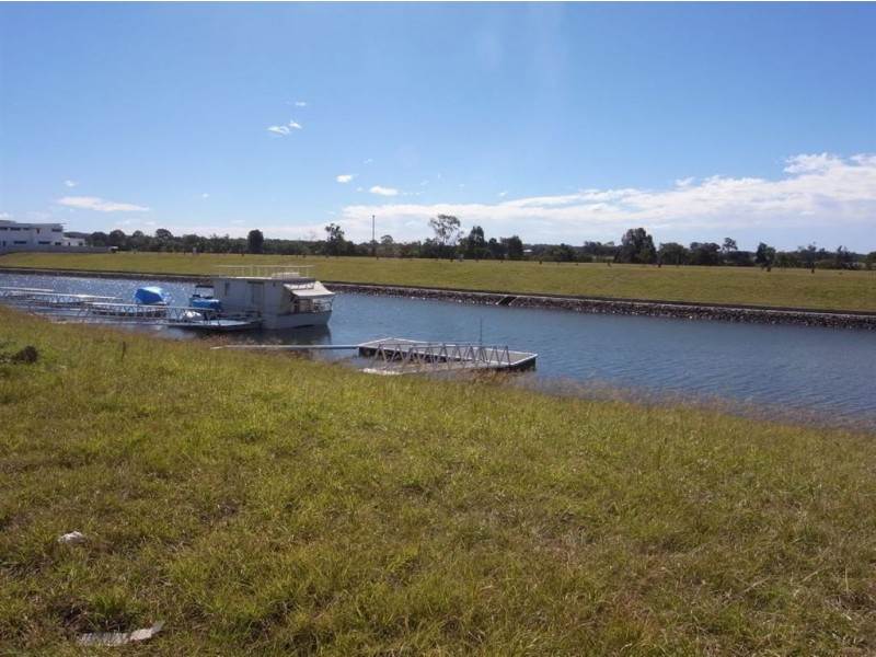 24 Harbourvue Court, ‘Riverlinks’, Helensvale QLD 4212