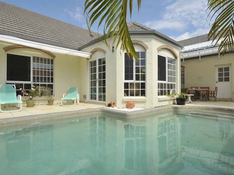 32 Arbuthnot Parade, Benowa Waters QLD 4217
