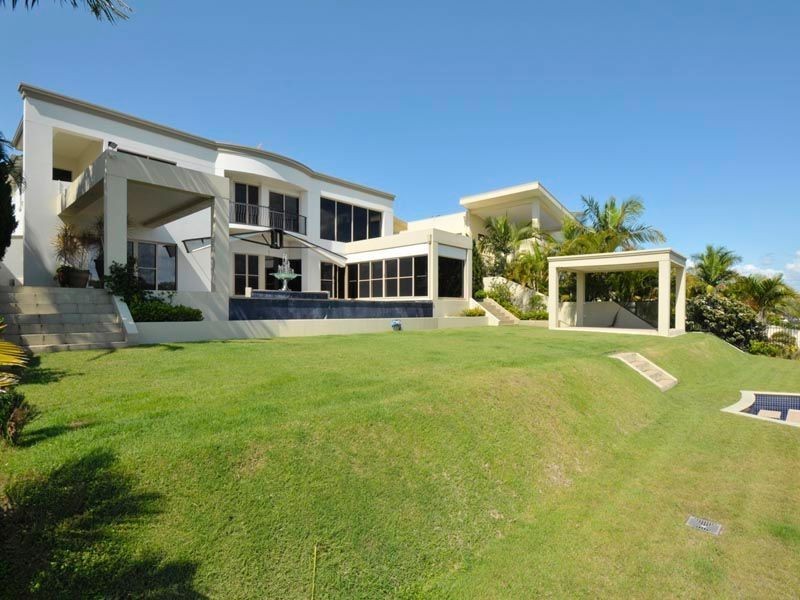 29 Sir Bruce Small Boulevard, Benowa Waters QLD 4217