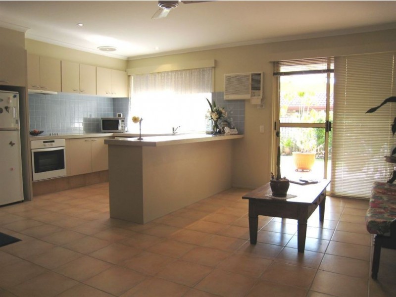 107 Parasol Street, Ashmore QLD 4214