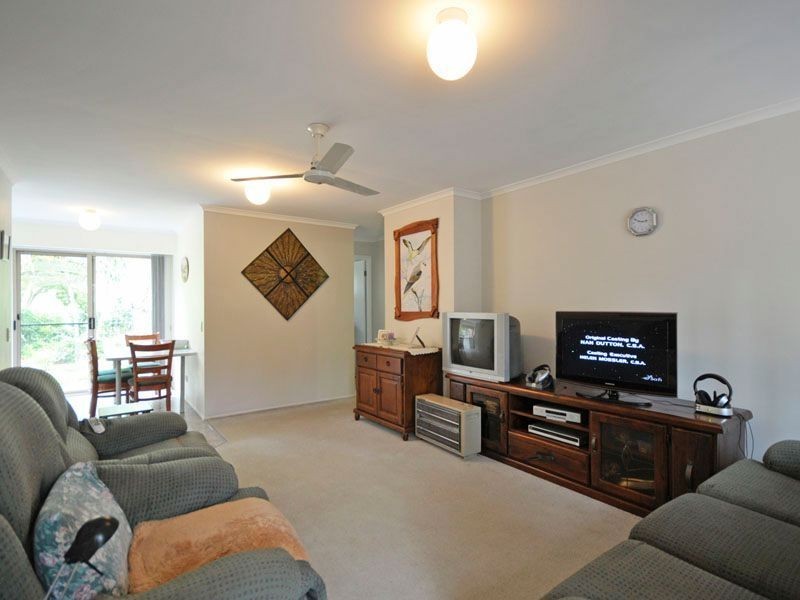 5/1 Golden Palms Court, Ashmore QLD 4214