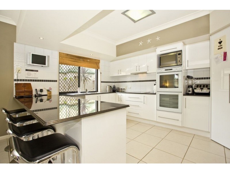 13 Rebholz Drive, Benowa Waters QLD 4217
