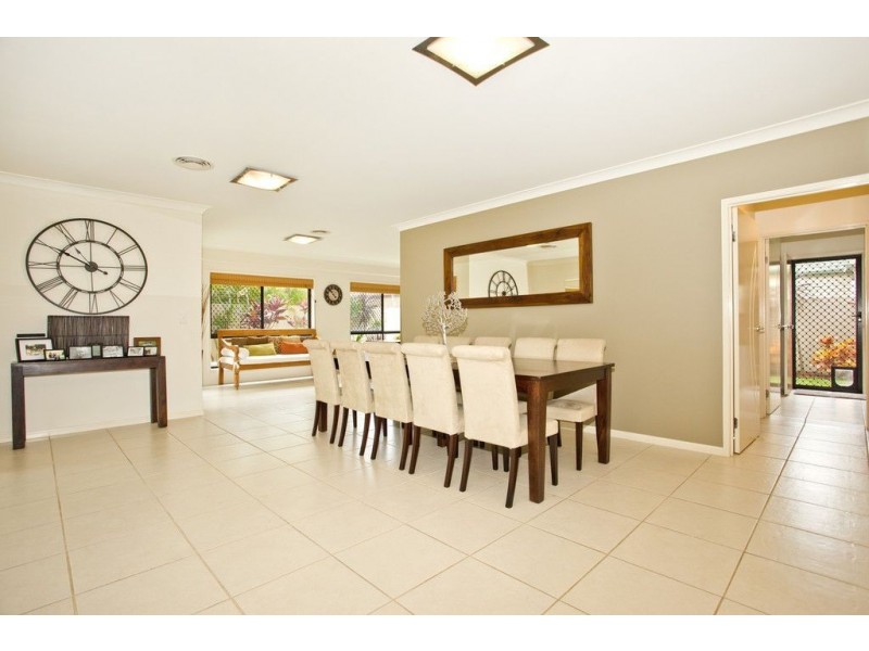 13 Rebholz Drive, Benowa Waters QLD 4217