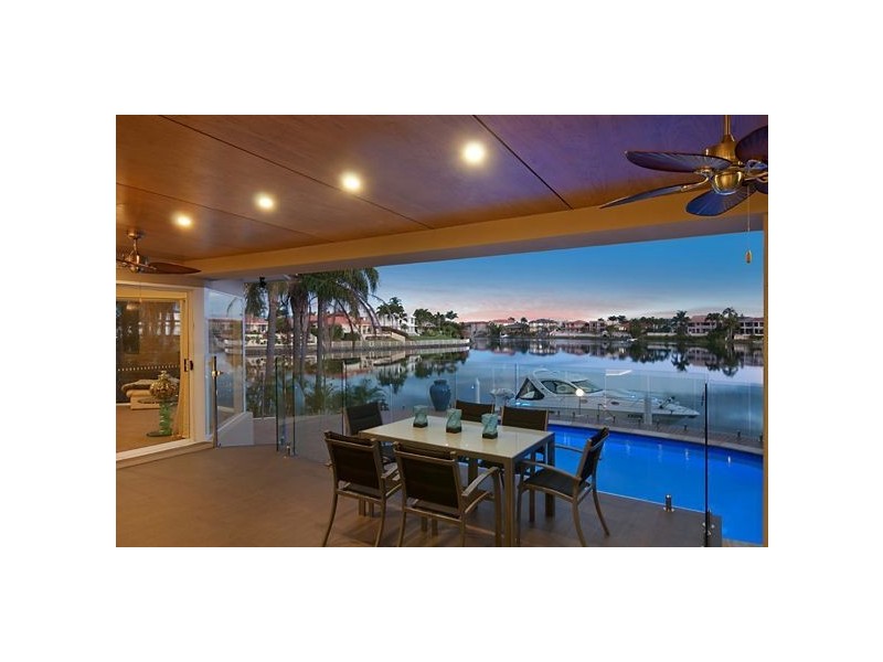 76 Santa Cruz Boulevard, Clear Island Waters QLD 4226