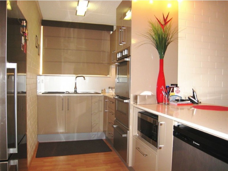 14/21 Old Burleigh Road, Surfers Paradise QLD 4217