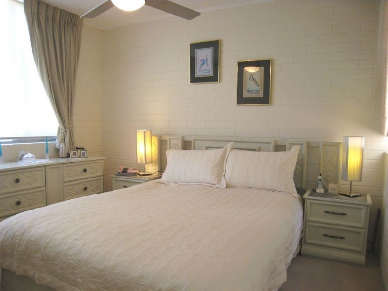 14/21 Old Burleigh Road, Surfers Paradise QLD 4217
