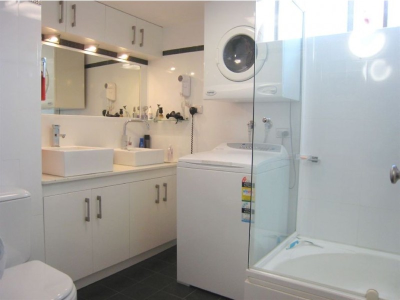 14/21 Old Burleigh Road, Surfers Paradise QLD 4217
