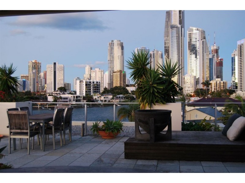 5/68 Sunset Boulevard, Surfers Paradise QLD 4217