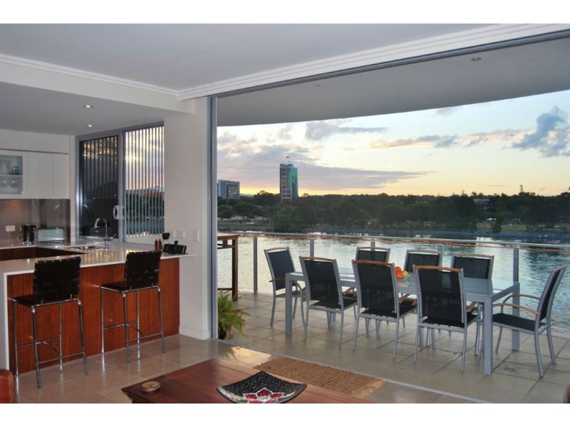 5/68 Sunset Boulevard, Surfers Paradise QLD 4217