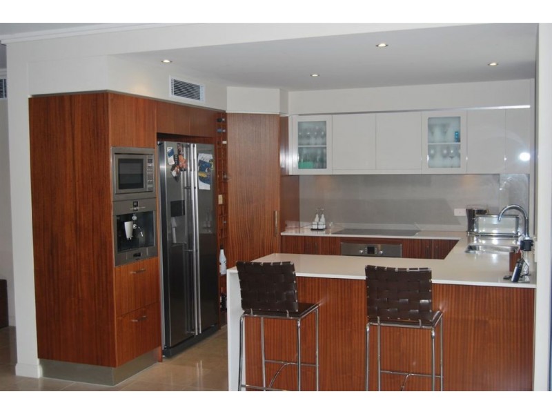 5/68 Sunset Boulevard, Surfers Paradise QLD 4217