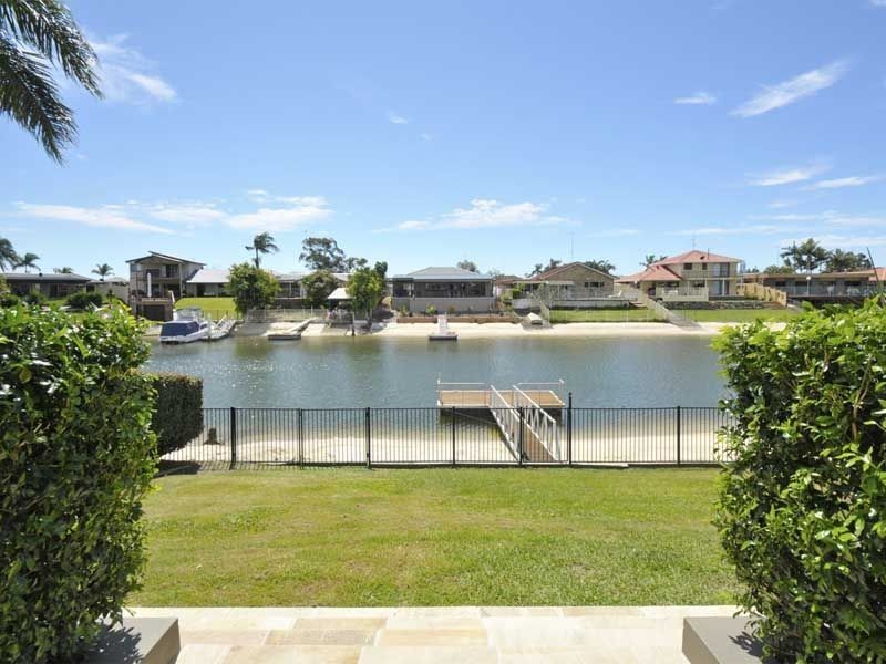 11 Cypress Drive West, Broadbeach Waters QLD 4218