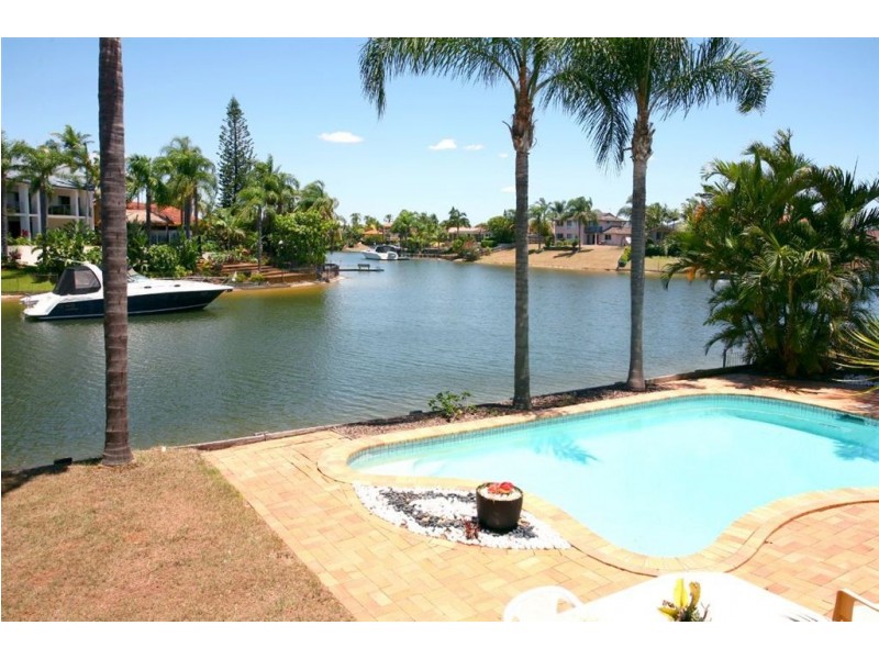94 Campbell Street, Sorrento QLD 4217