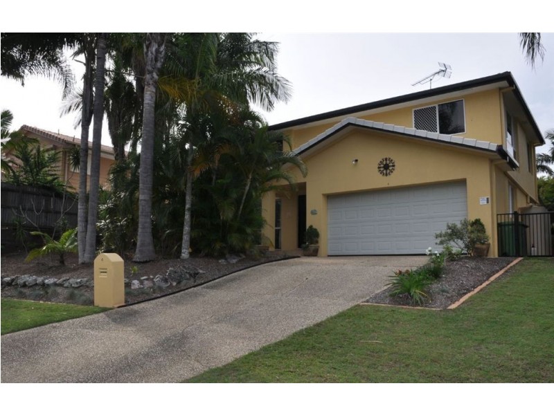 4 Greaves Court, Carrara QLD 4211
