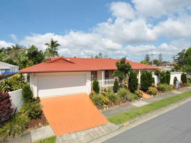 6 Margharita Place, Isle Of Capri QLD 4217