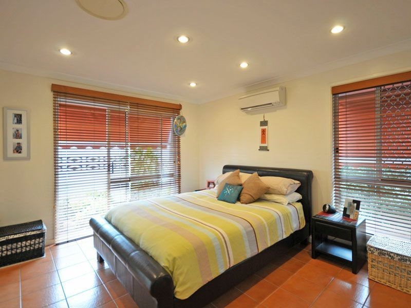 6 Margharita Place, Isle Of Capri QLD 4217