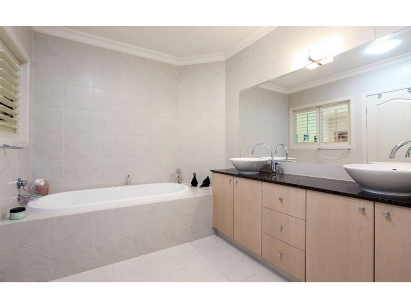 1/28 Birt Avenue, Surfers Paradise QLD 4217