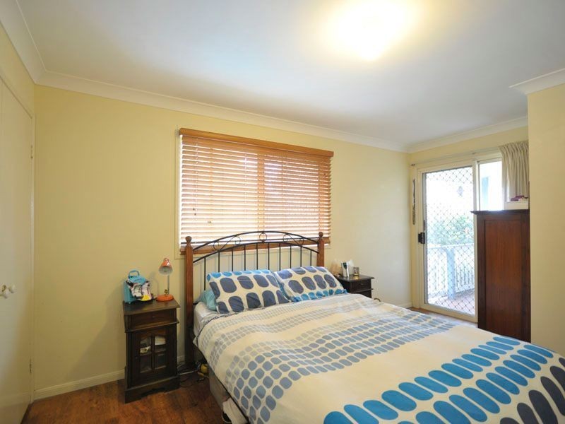 8 Paddington Drive, Carrara QLD 4211