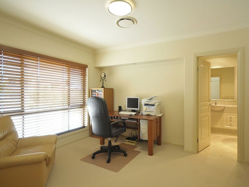 98 Sir Bruce Small Boulevard, Benowa Waters QLD 4217